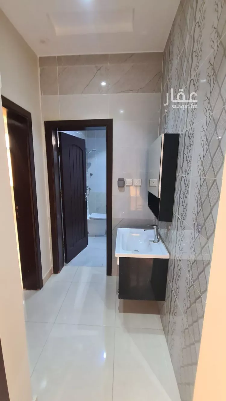 شقة للإيجار في شارع التميمي, حي الرياض, مدينة جدة, منطقة مكة المكرمة
