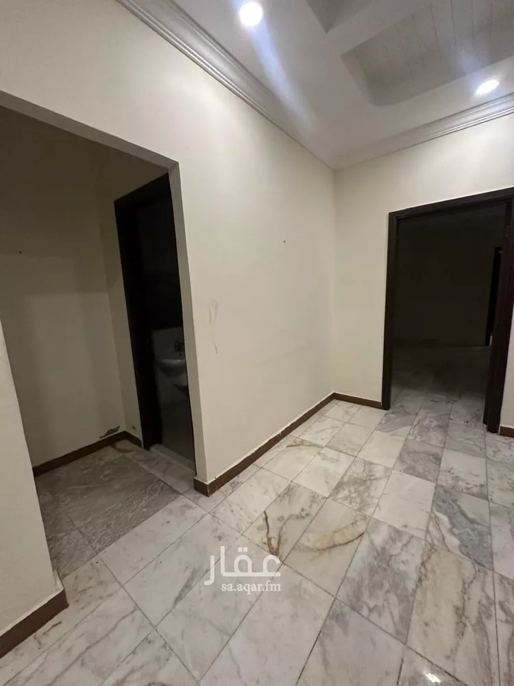فيلا للبيع في شارع أبي الصفاء الحسيني, حي الزمرد, مدينة جدة, منطقة مكة المكرمة صورة 5