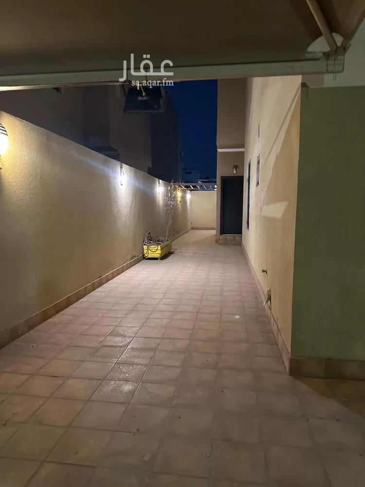 فيلا للبيع في شارع أبي الصفاء الحسيني, حي الزمرد, مدينة جدة, منطقة مكة المكرمة صورة 2