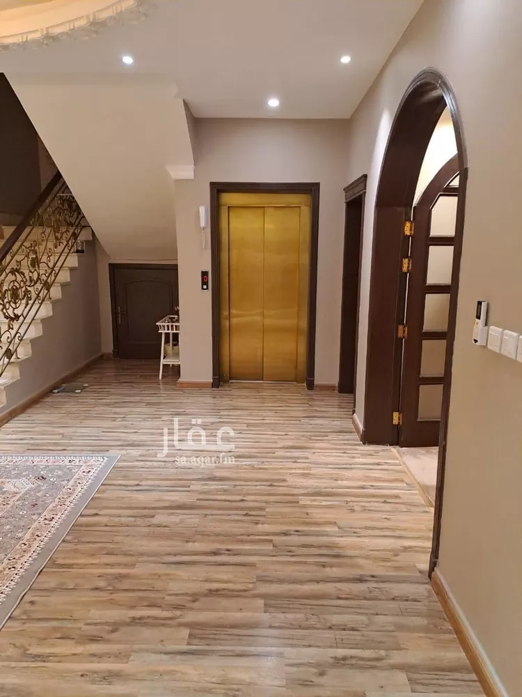 فيلا للبيع في شارع الإمام أبو داوود, حي الياقوت, مدينة جدة, منطقة مكة المكرمة