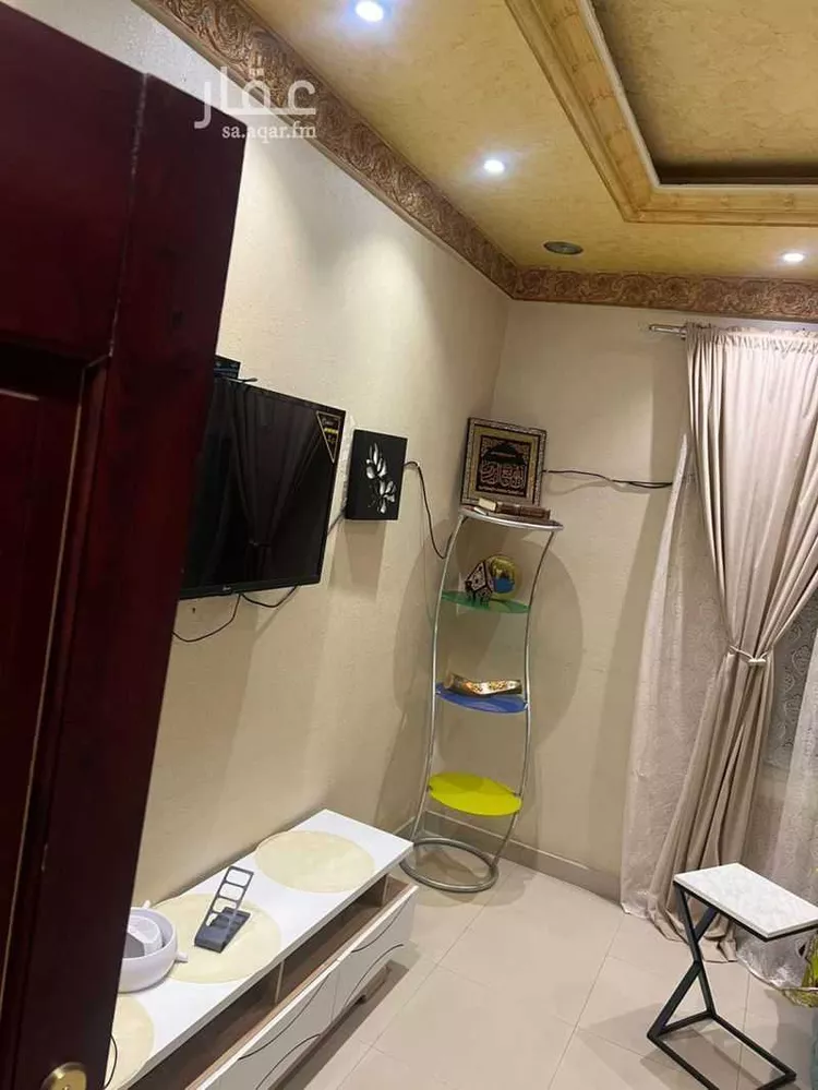 عمارة للبيع في شارع ركانة المطلبي, حي الأصيفرين, مدينة المدينة المنورة, منطقة المدينة المنورة 1 صورة