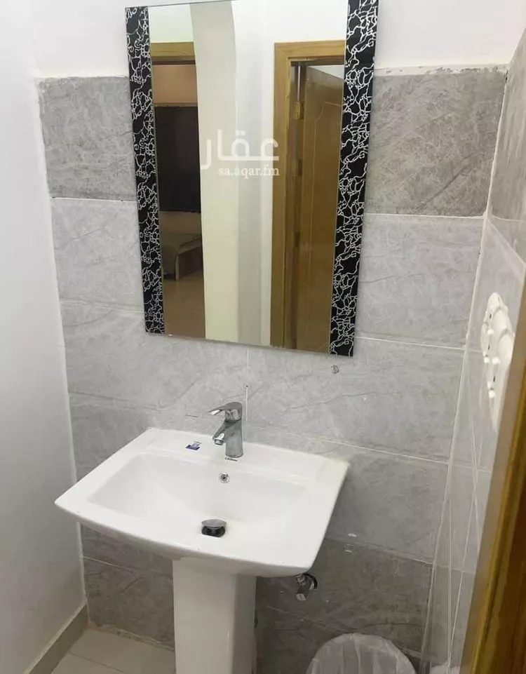 شقة للإيجار في شارع بدون, حي النزهة, مدينة الباحة, منطقة الباحة صورة 3
