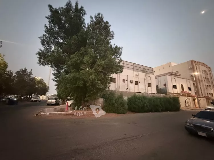 عمارة للبيع في شارع عبدالله العادل, حي المروة, مدينة جدة, منطقة مكة المكرمة
