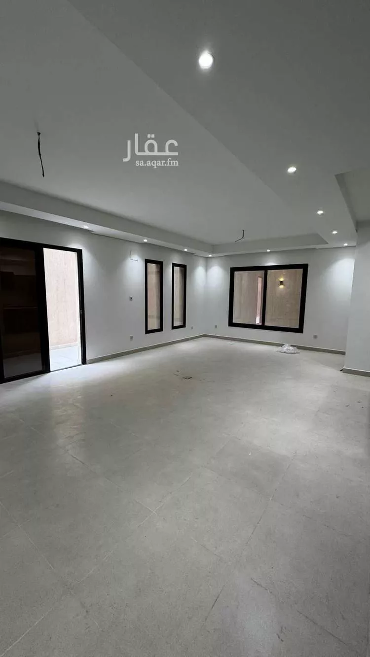 فيلا للإيجار في شارع الامير فيصل بن بندر بن عبدالعزيز الفرعي ، حي مطار الملك خالد الدولي ، الرياض ، منطقة الرياض