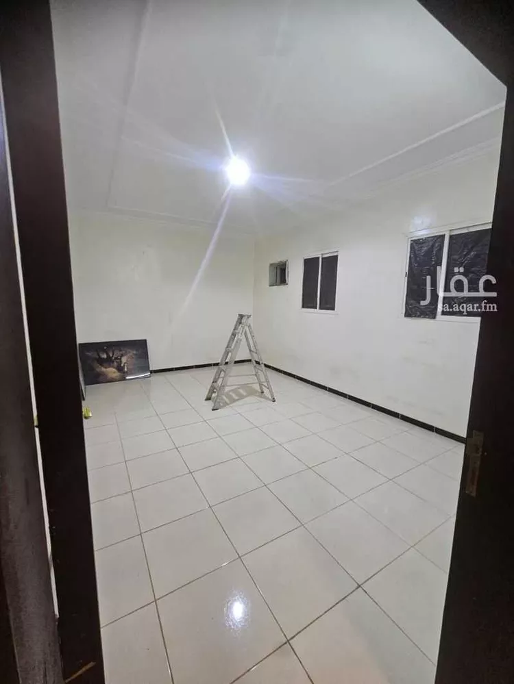 غرفة للإيجار في شارع رقم 115 ، حي الجنادرية ، الرياض ، منطقة الرياض