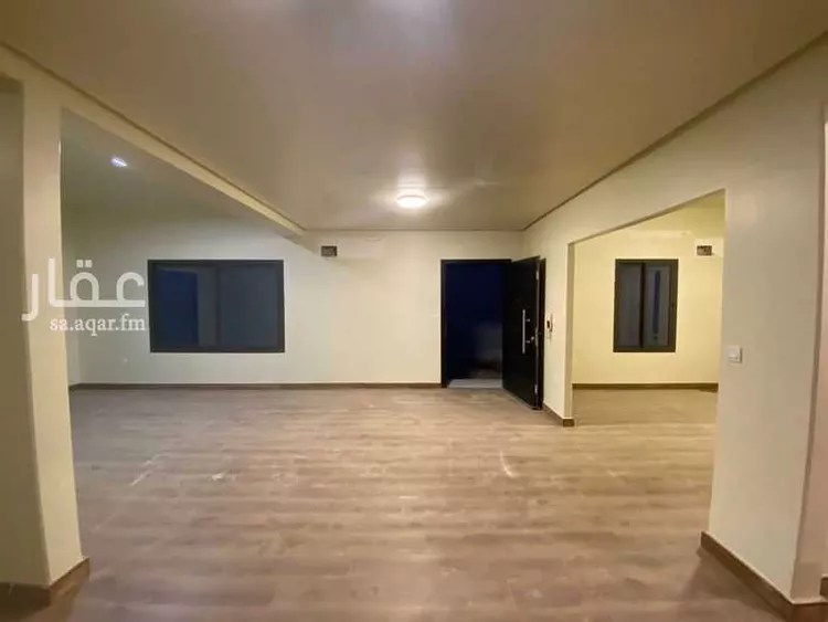 فيلا للإيجار في شارع أحمد الحسباني, حي مطار الملك خالد الدولي, مدينة الرياض, منطقة الرياض صورة 3