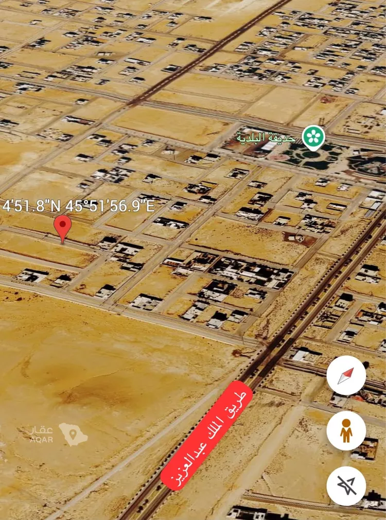 أرض للبيع في شارع الزبير بن موسي, حي الجامعة, مدينة ثادق, منطقة الرياض