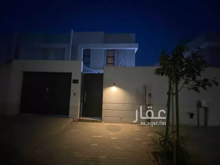 فيلا للإيجار في شارع أحمد الحسباني, حي مطار الملك خالد الدولي, مدينة الرياض, منطقة الرياض