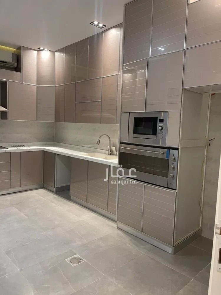 فيلا للإيجار في شارع عبدالكريم سلمان, حي العارض, مدينة الرياض, منطقة الرياض صورة 2