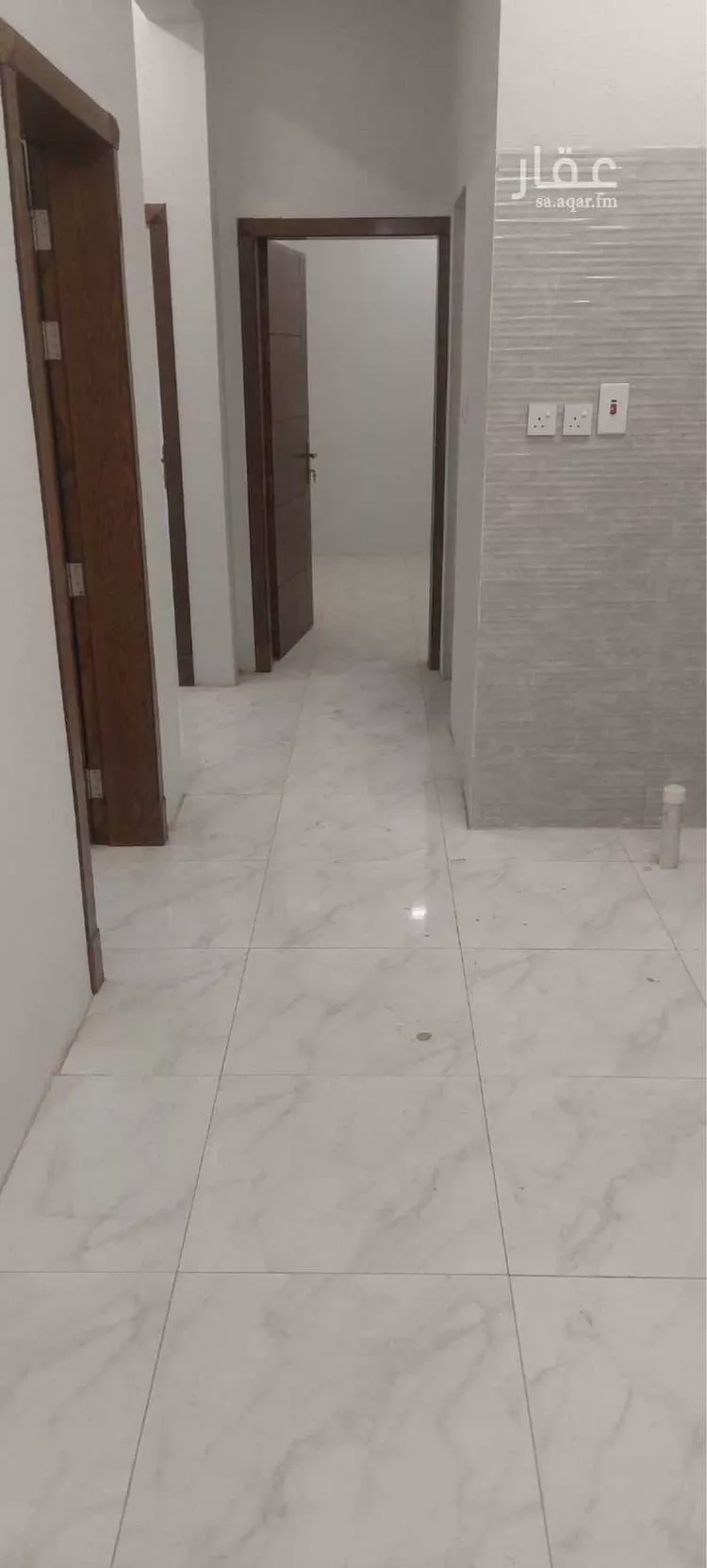 عمارة للإيجار في شارع المدينة, حي الثقبة, مدينة الخبر, المنطقة الشرقية صورة 2