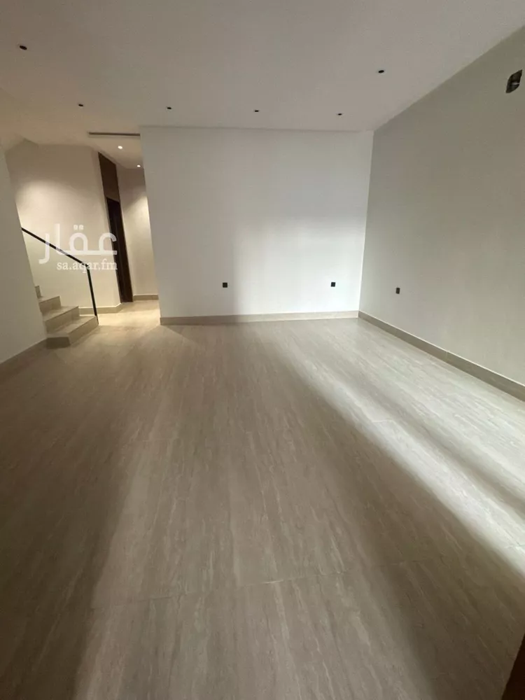 فيلا للإيجار في شارع حسين بيهم, حي العوالي, مدينة الرياض, منطقة الرياض صورة 5