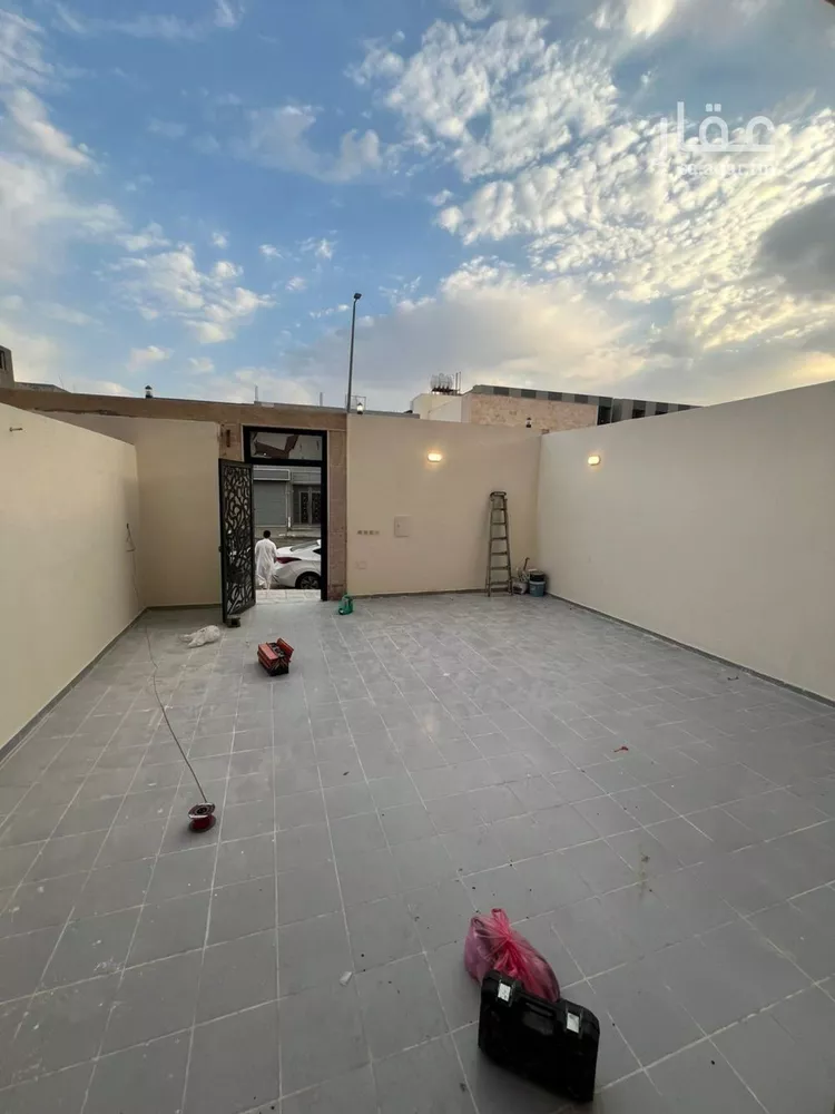 عمارة للإيجار في شارع هناد بن السري, حي الاناهي, مدينة المدينه المنوره, منطقة المدينة المنورة صورة 2