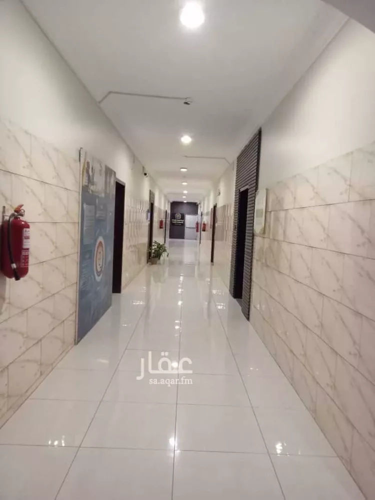 عمارة للإيجار في شارع صلاح الدين الايوبي, حي الظرفة, مدينة خميس مشيط, منطقة عسير صورة 3