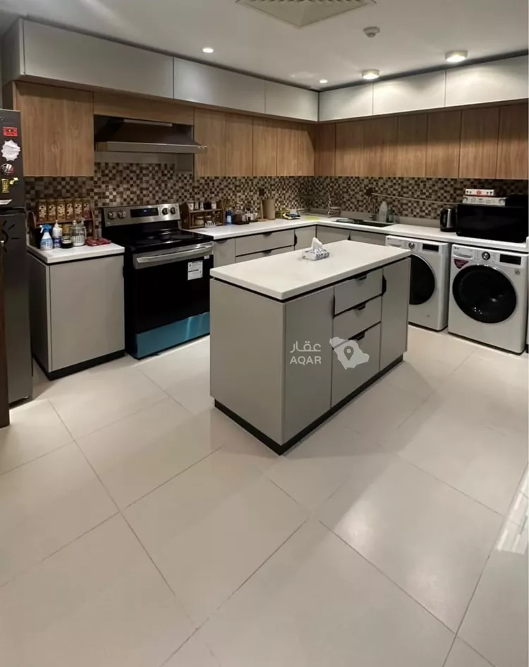 شقة للإيجار في شارع ابن الشهاب, حي البندرية, مدينة الخبر, المنطقة الشرقية 5