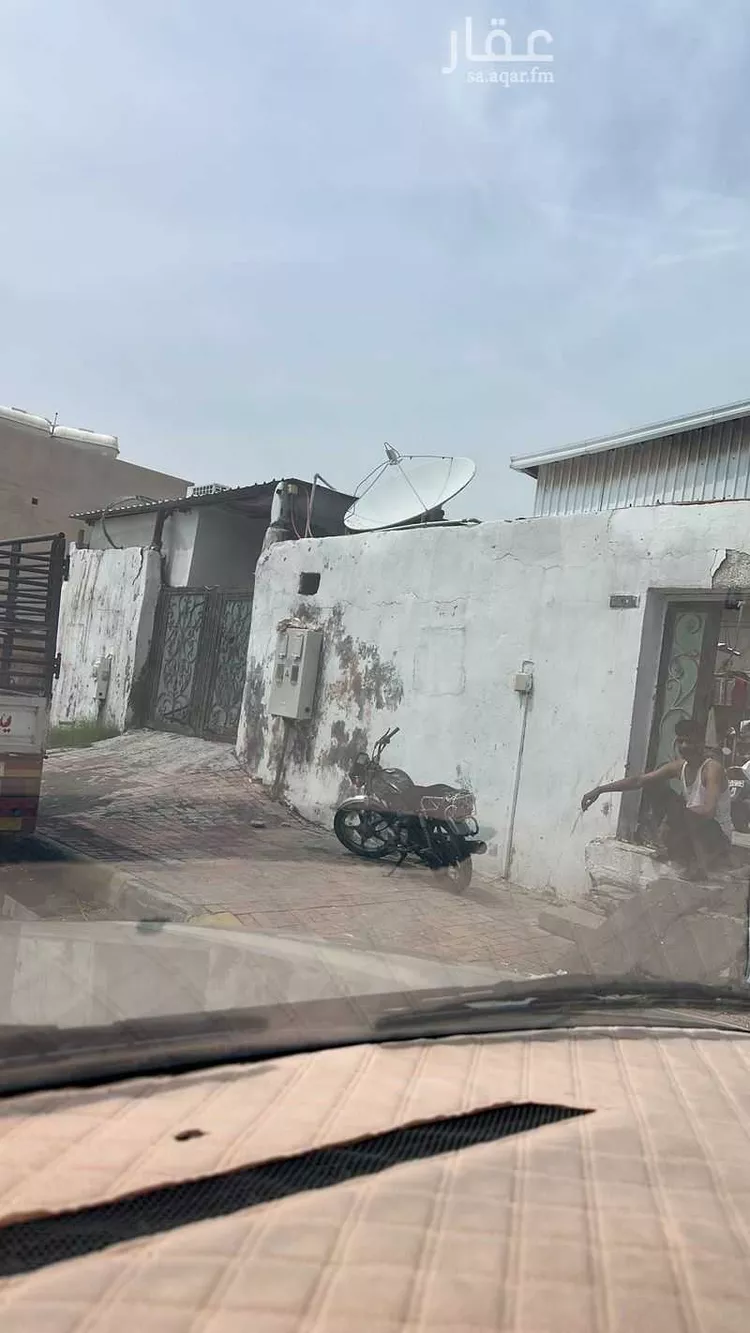 Floor for Sale in Khafji Al Khalidiyah