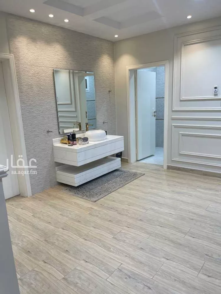 فيلا للإيجار في شارع حرملة ابن يحيى, حي الفلاح, مدينة بريدة, منطقة القصيم صورة 2