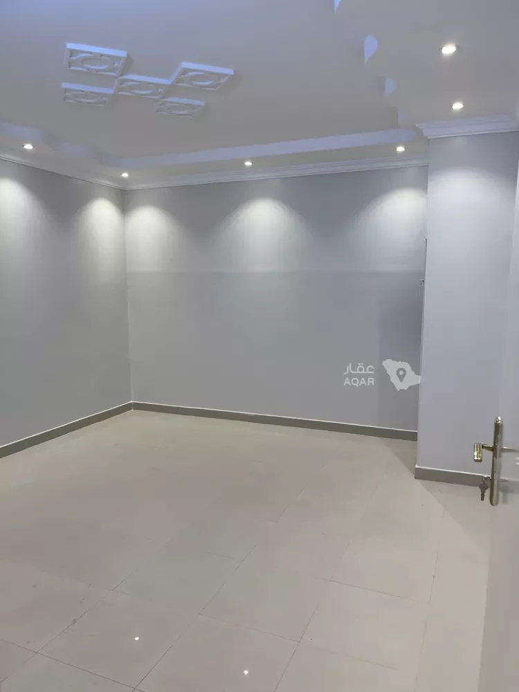 شقة للإيجار في شارع الحمداني, حي النفل, مدينة الرياض, منطقة الرياض 5