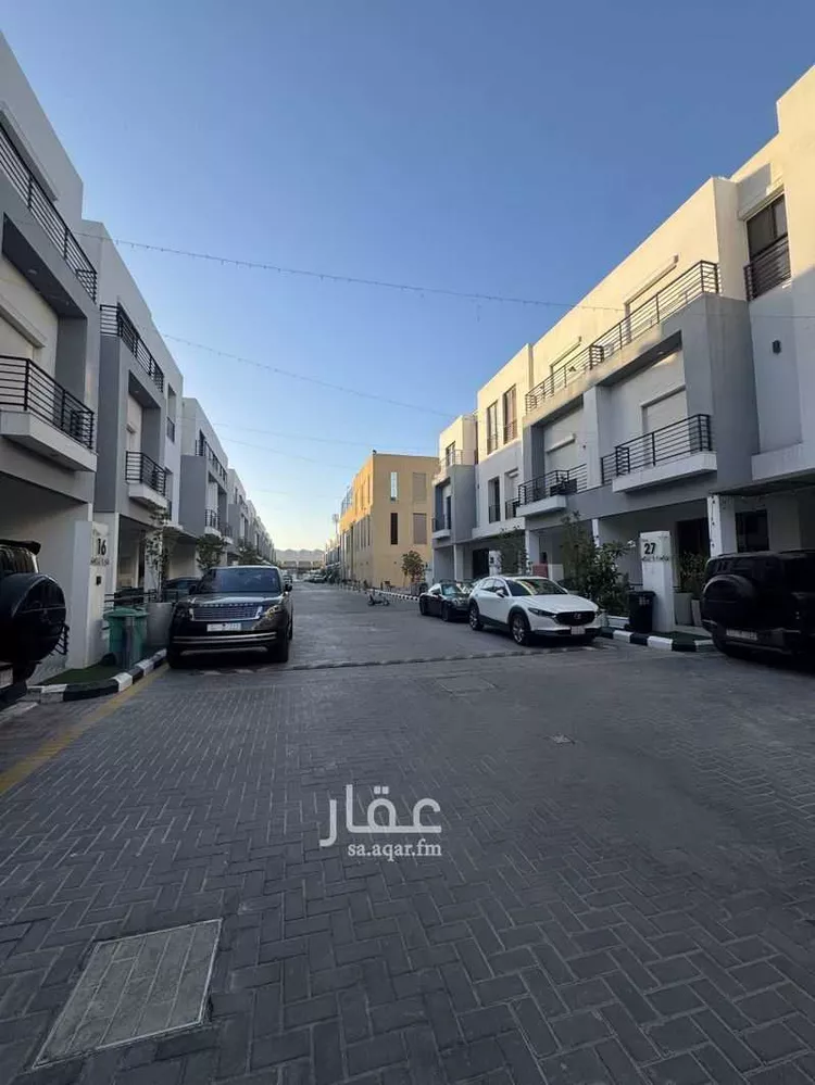 فيلا للإيجار في شارع عبيد بن التيهان, حي قرطبة, مدينة الخبر, المنطقة الشرقية صورة 2