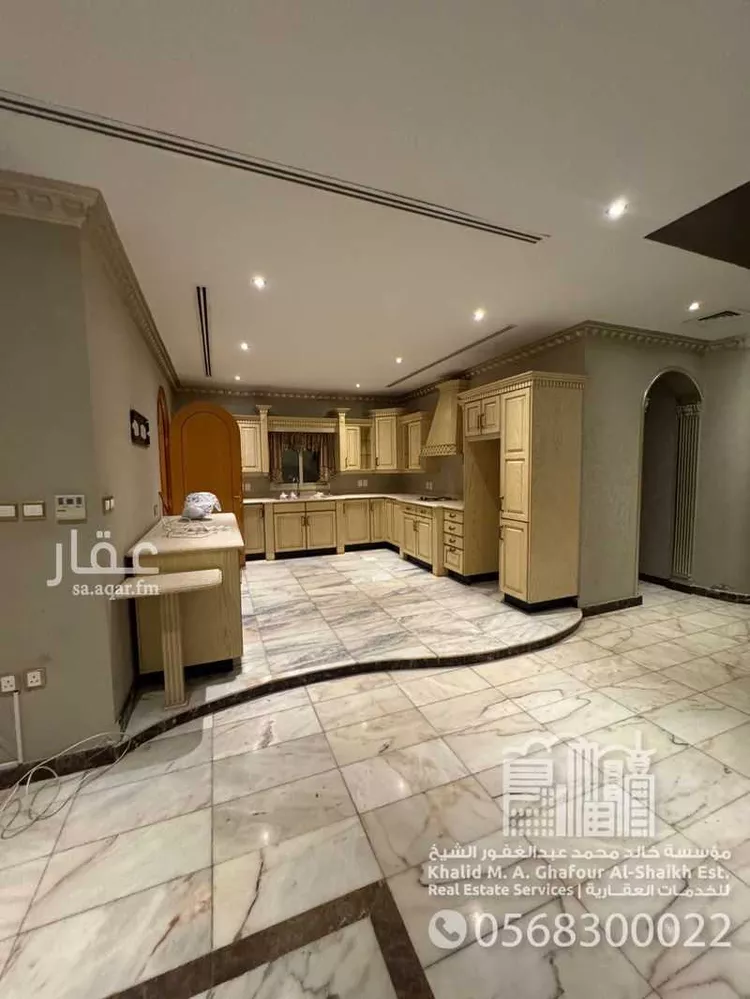 فيلا للبيع في شارع بركات ابو الفضل, حي اليرموك, مدينة الخبر, المنطقة الشرقية 13