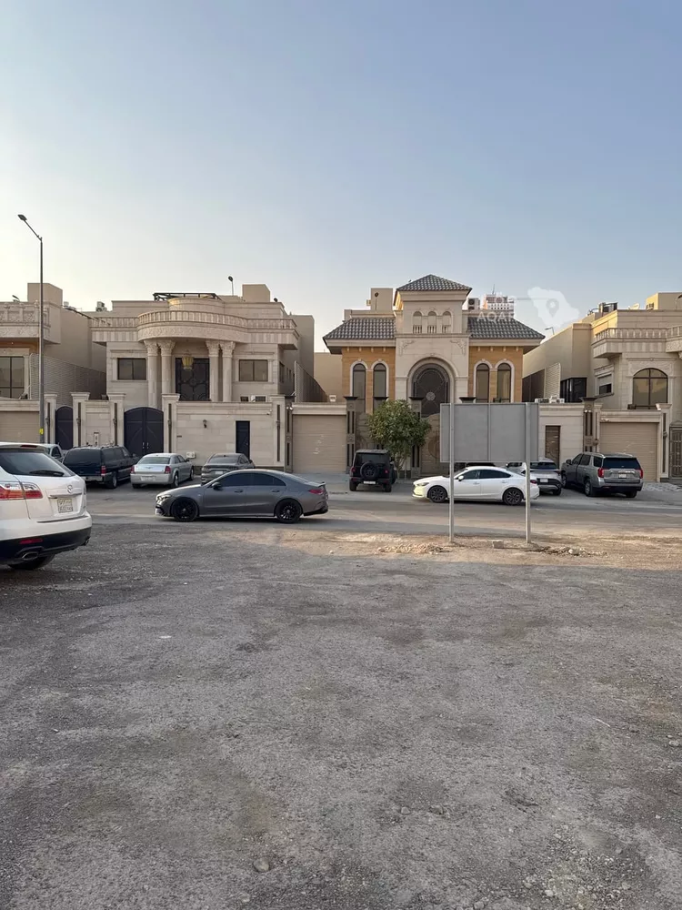 أرض للبيع في شارع الغنامية, حي الملقا, مدينة الرياض, منطقة الرياض 5