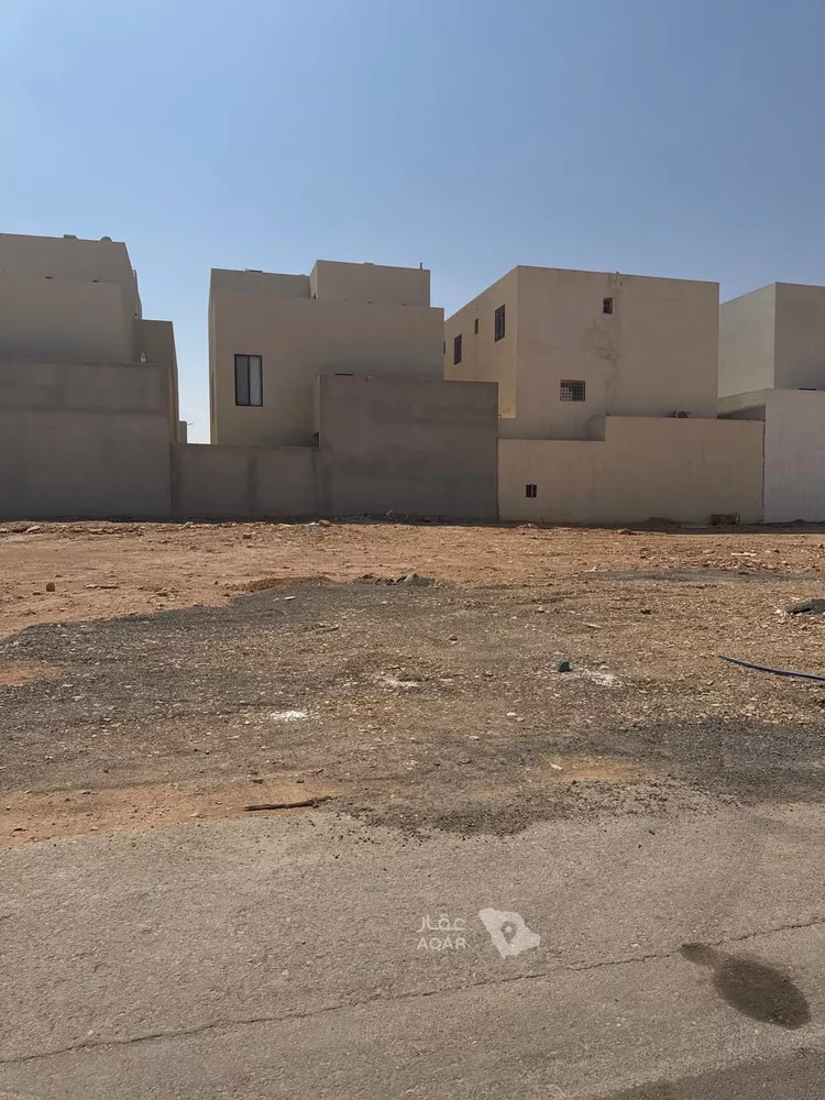 Land for Sale in Riyadh Al Mahdiyah 7