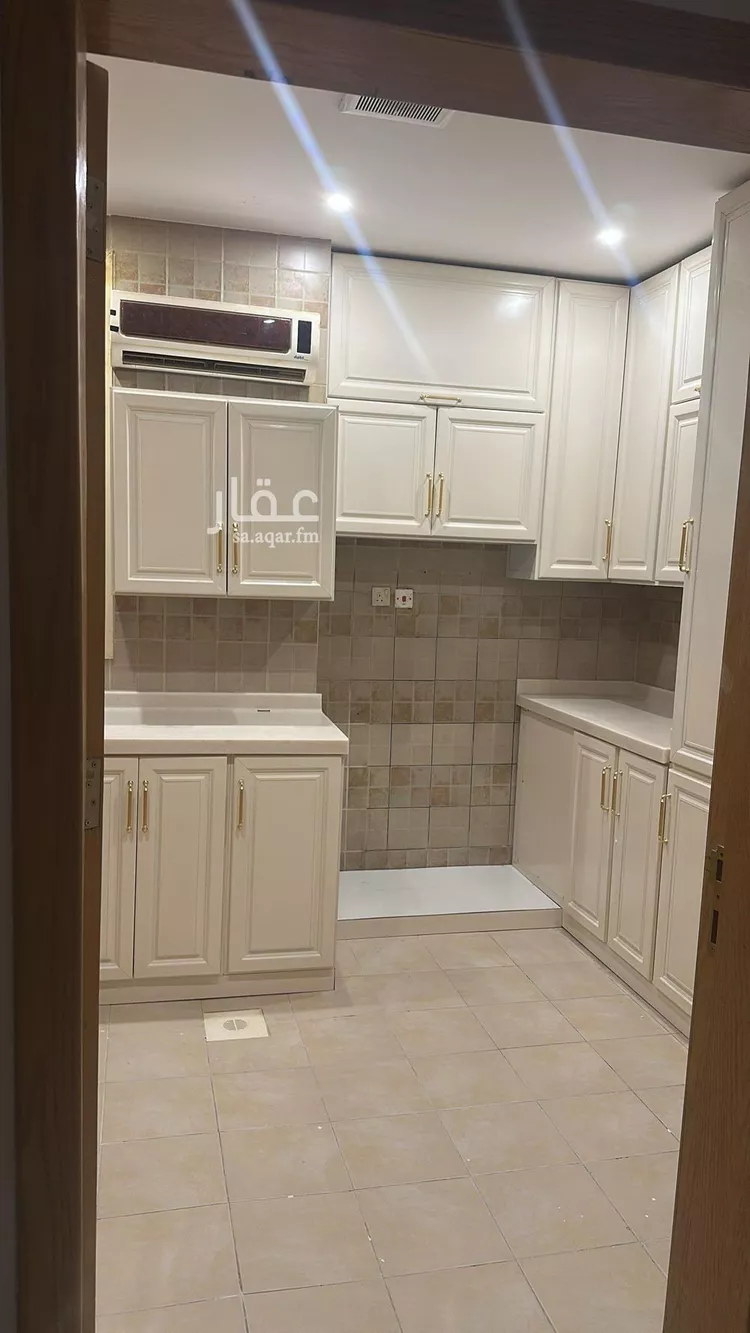 شقة للإيجار في شارع رقم 328, حي الياسمين, مدينة الرياض, منطقة الرياض صورة 2