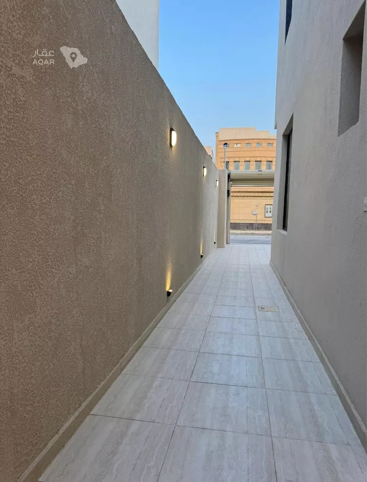 دور للبيع في شارع ابن أبي حاتم, حي بدر, مدينة الرياض, منطقة الرياض 8
