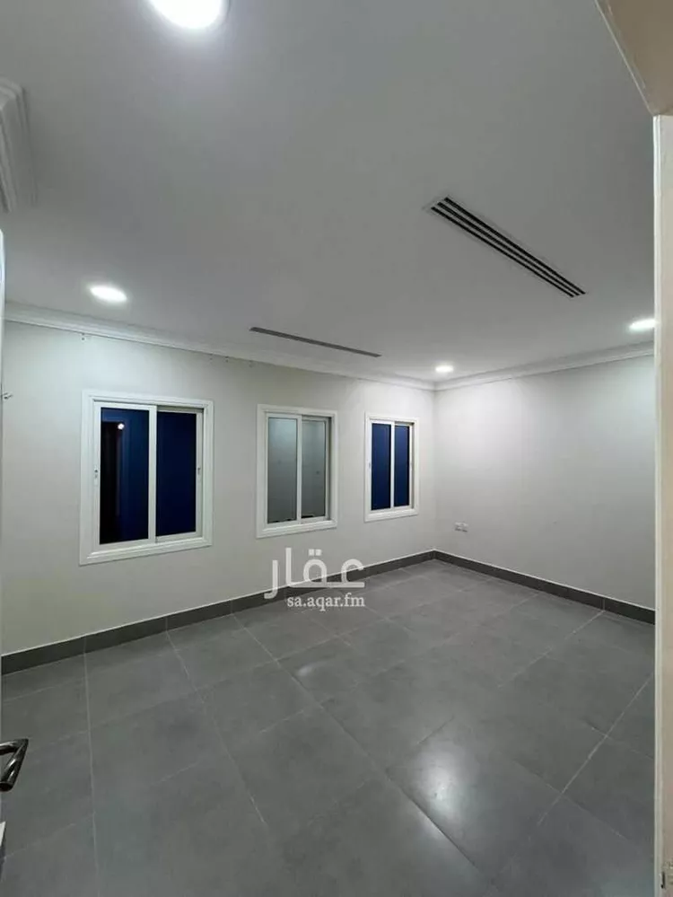 شقة للإيجار في شارع الانباري, حي الجامعة, مدينة الظهران, المنطقة الشرقية صورة 4