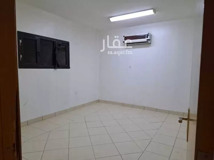 شقة للإيجار في شارع الشيخ صالح بن غصون, حي الملز, مدينة الرياض, منطقة الرياض صورة 3
