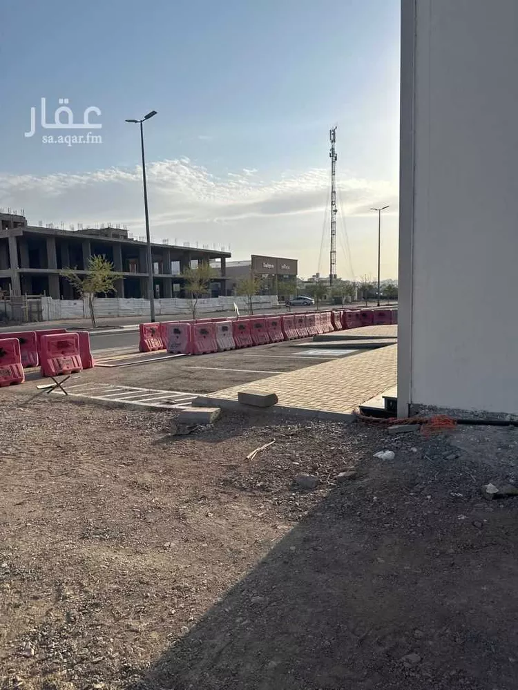 أرض للبيع في شارع العرباض ابن ساريه, حي السكب, مدينة المدينة المنورة, منطقة المدينة المنورة 9