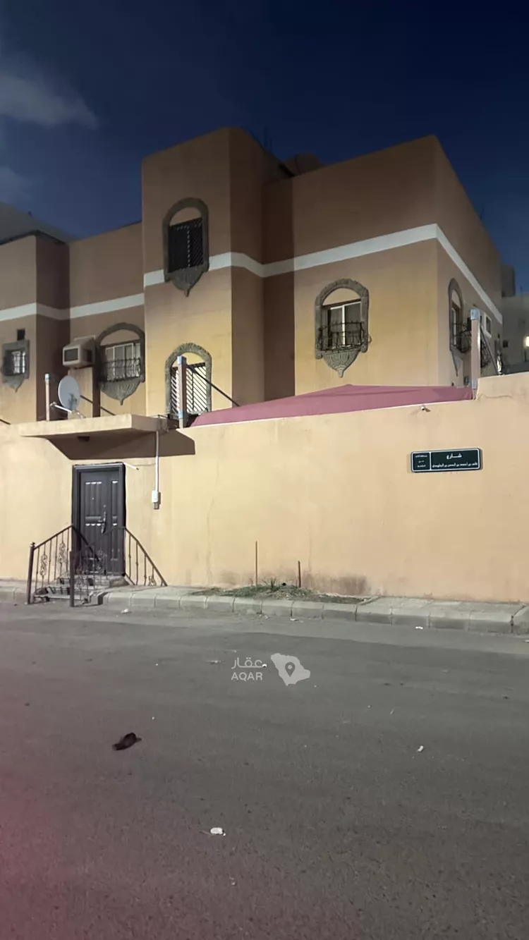 Villa for Sale in Medina Al Khalidiyah