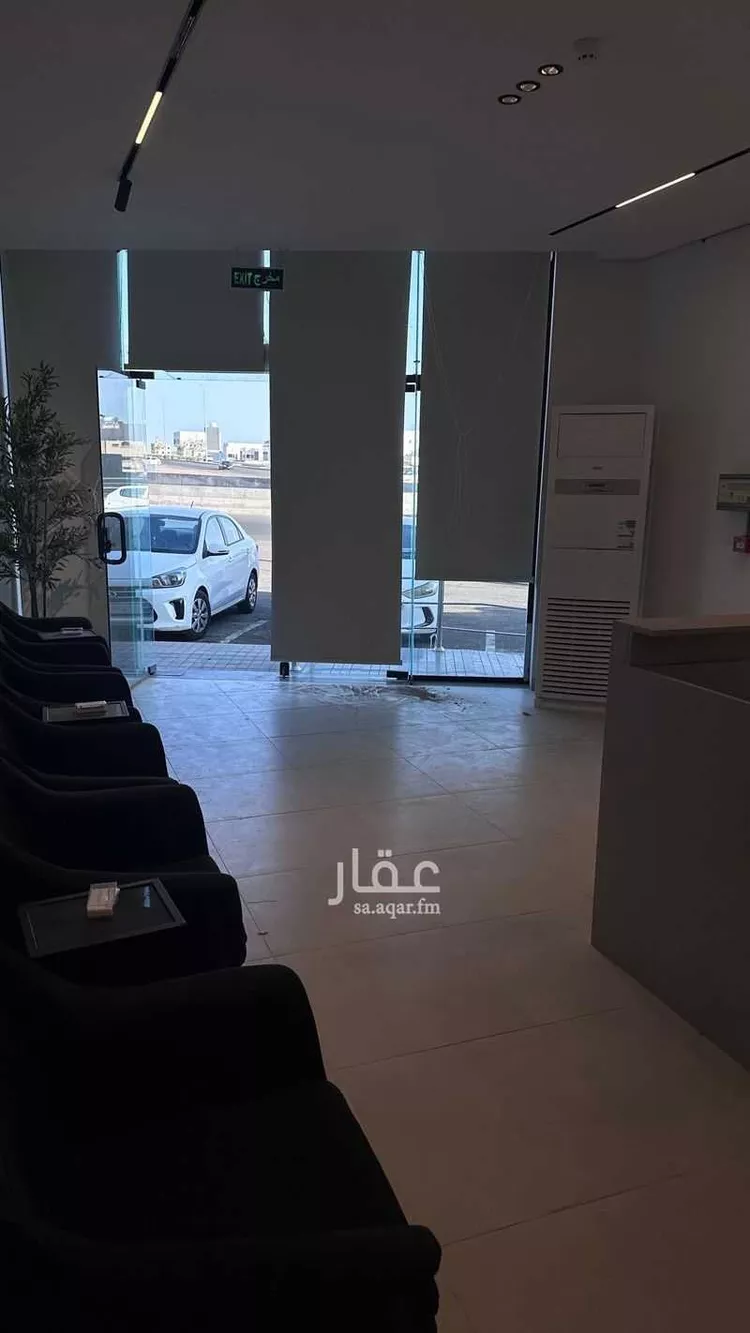 محل للإيجار في شارع كلاب الجهني, حي نبلاء, مدينة المدينة المنورة, منطقة المدينة المنورة صورة 3