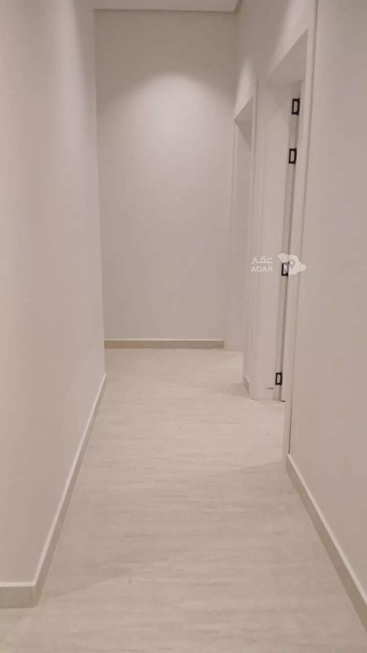 عمارة للبيع في شارع الجميل ابن حاتم, حي ظهرة لبن, مدينة الرياض, منطقة الرياض 6