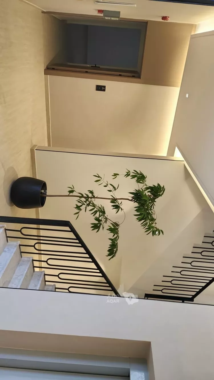 عمارة للبيع في شارع الجميل ابن حاتم, حي ظهرة لبن, مدينة الرياض, منطقة الرياض 3