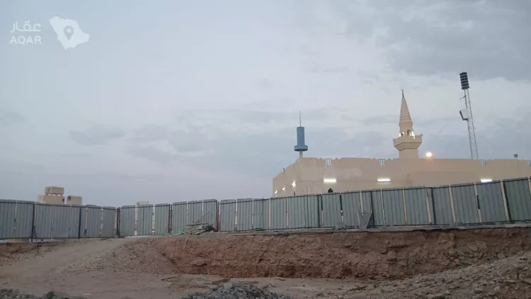 أرض للبيع في شارع الوادي الفارع ، حي طويق ، الرياض ، منطقة الرياض صورة 3
