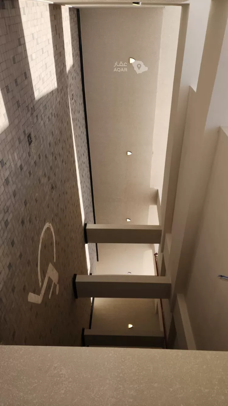 عمارة للبيع في شارع الجميل ابن حاتم, حي ظهرة لبن, مدينة الرياض, منطقة الرياض 10