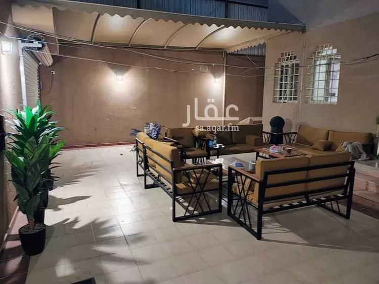 فيلا للبيع في شارع الأحمر السعدي, حي الروضة, مدينة الرياض, منطقة الرياض صورة 4