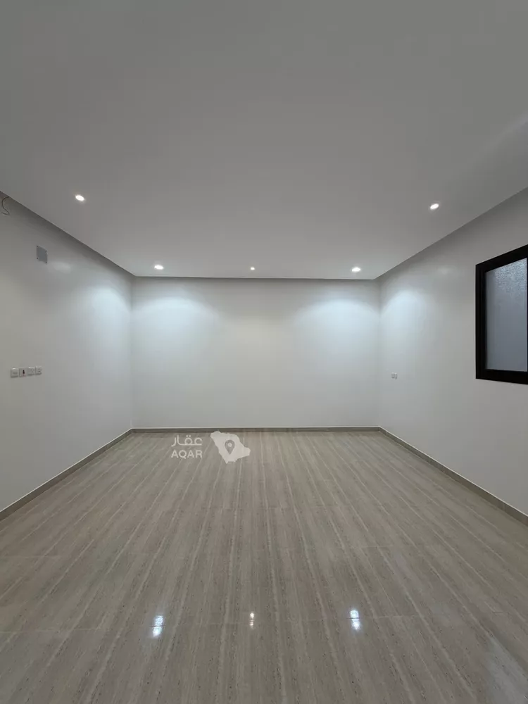 دور للبيع في شارع عبدالله ابن ابي حدرد, حي الإسكان, مدينة المجمعة, منطقة الرياض 7