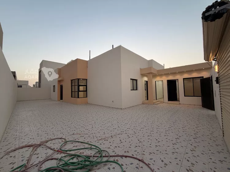 دور للبيع في شارع عبدالله ابن ابي حدرد, حي الإسكان, مدينة المجمعة, منطقة الرياض صورة 2