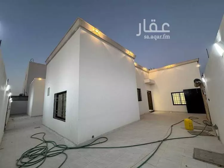 Floor for Sale in Al Majmaah King Abdullah صورة 2