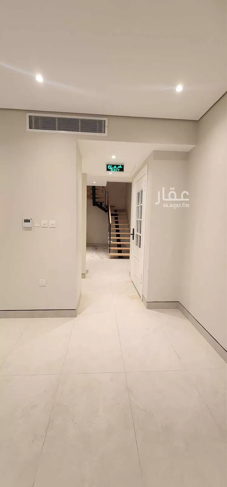 فيلا للإيجار في شارع زكريا الأنصاري, حي مطار الملك خالد الدولي, مدينة الرياض, منطقة الرياض صورة 4