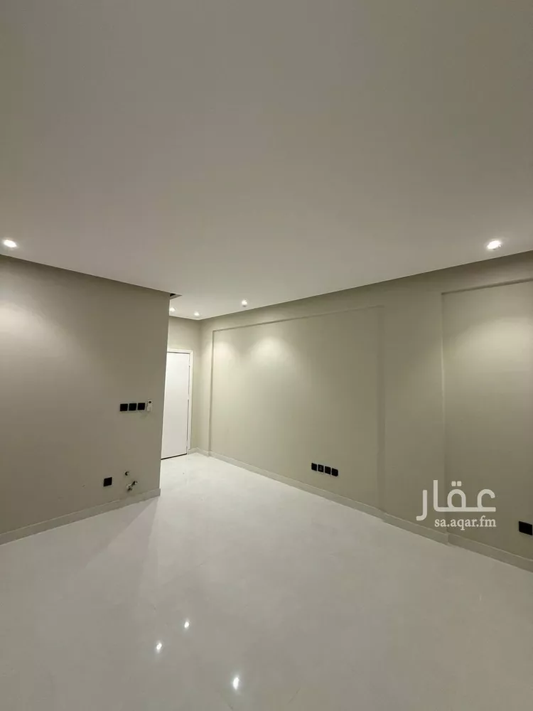 عمارة للبيع في شارع طريق المدينة المنورة, حي العوالي, مدينة الرياض, منطقة الرياض صورة 5