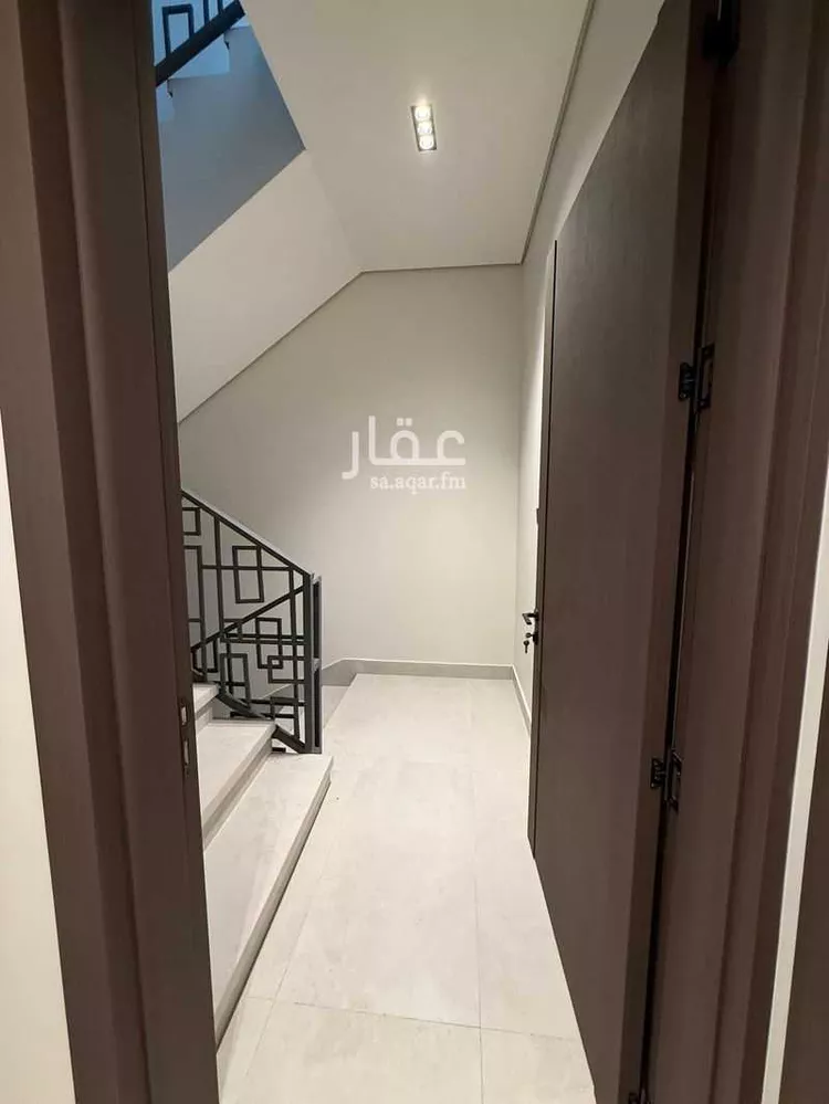 دور للإيجار في شارع عمر بن احمد بن العديم, حي الصفاء, مدينة الرياض, منطقة الرياض صورة 4