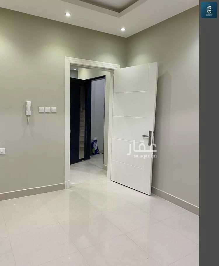 Floor for Rent in Riyadh Al Yasmin 2