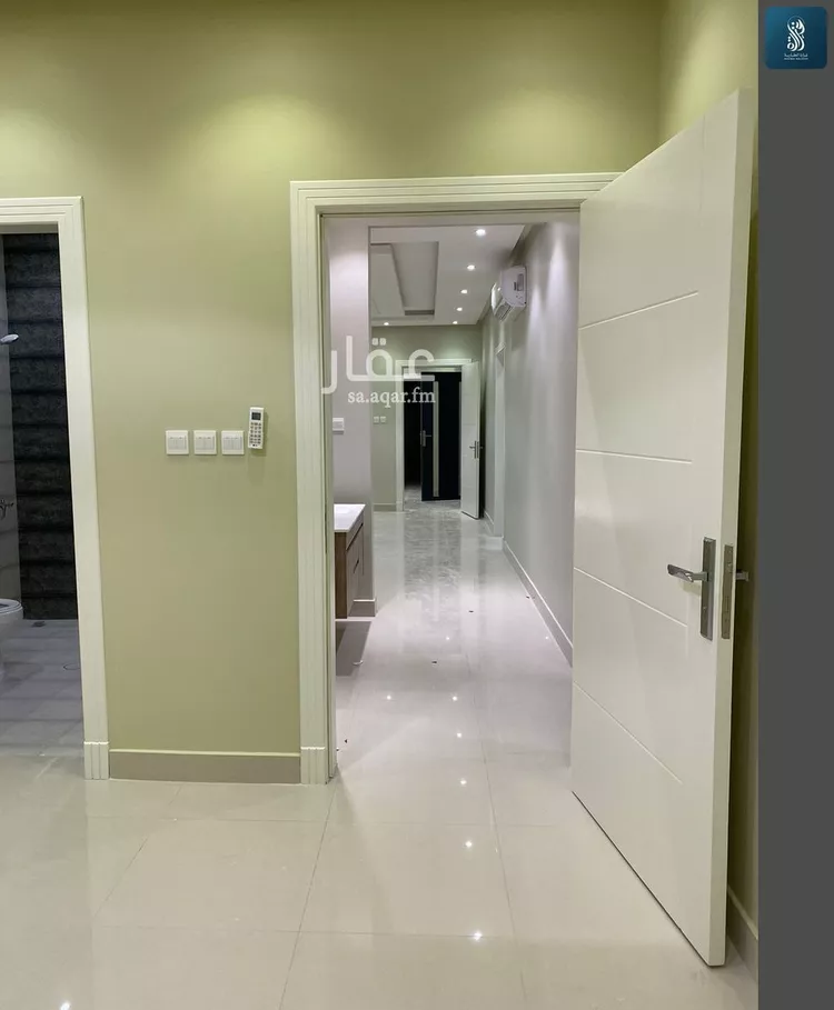 Floor for Rent in Riyadh Al Yasmin 4