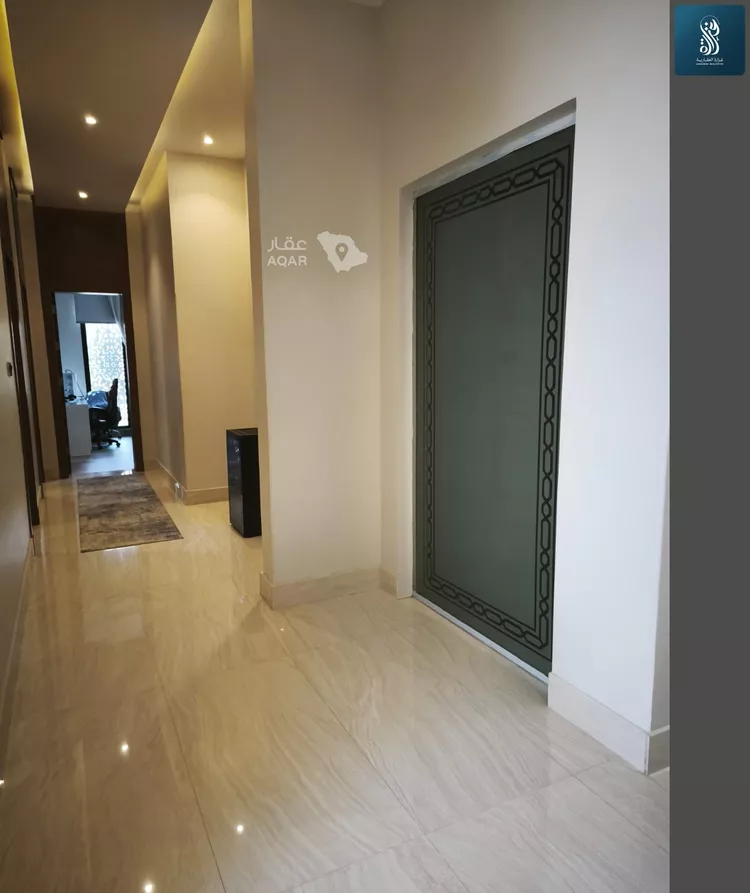 فيلا للبيع في شارع محمد سعيد شافعي, حي النرجس, مدينة الرياض, منطقة الرياض 18