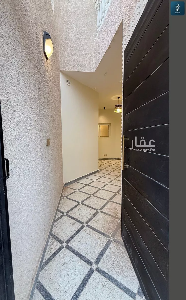 Floor for Rent in Riyadh Al Mahdiyah صورة 2