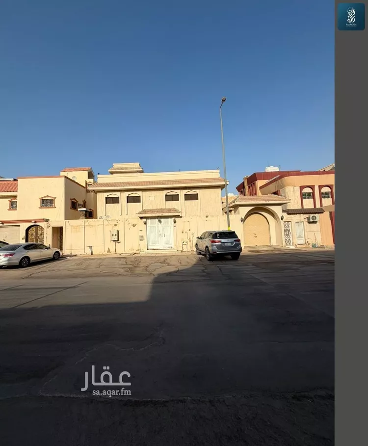 فيلا للبيع في شارع الياسمين, حي الخالدية, مدينة الرياض, منطقة الرياض صورة 2