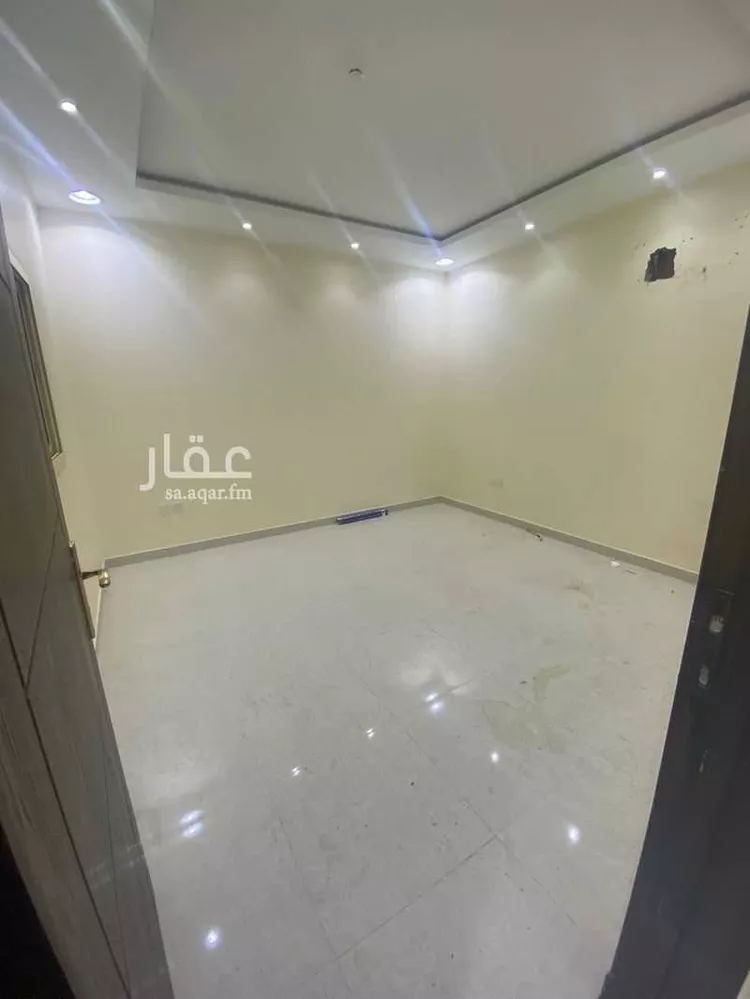 مكتب تجاري للإيجار في شارع نجران, حي ظهرة لبن, مدينة الرياض, منطقة الرياض صورة 2