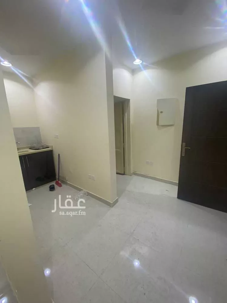 مكتب تجاري للإيجار في شارع نجران, حي ظهرة لبن, مدينة الرياض, منطقة الرياض صورة 2